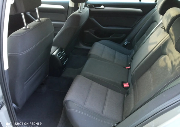 Volkswagen Passat cena 41900 przebieg: 297300, rok produkcji 2017 z Piła małe 254